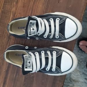 Size 12 kids converse all stars